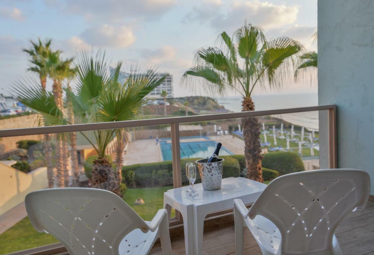 Hod Hasharon Luxury Apartment Herzelia Exteriör bild