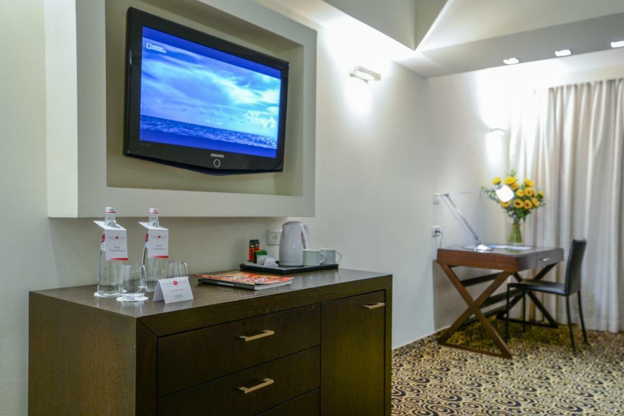 Hod Hasharon Luxury Apartment Herzelia Exteriör bild