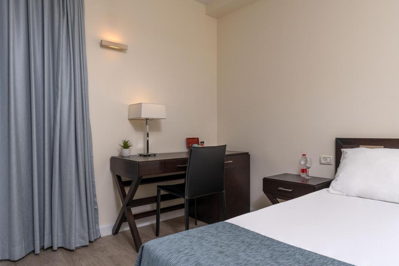 Hod Hasharon Luxury Apartment Herzelia Exteriör bild